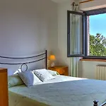 Poggio 6, Emma Baschi