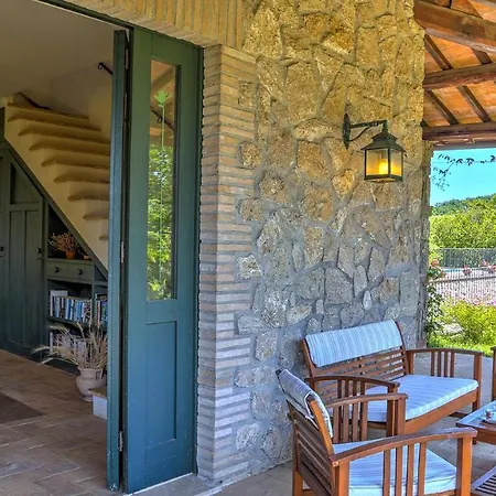 Villa Poggio 6, Emma