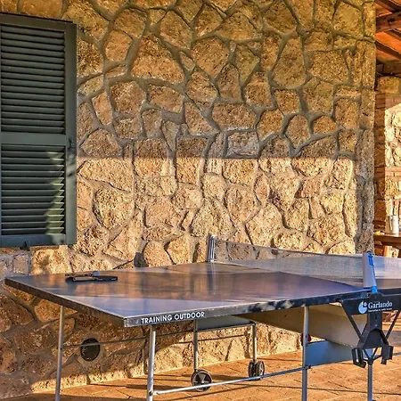 Poggio 6, Emma Baschi