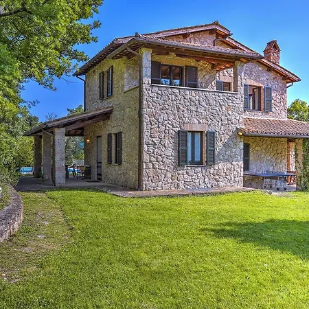 Poggio 6, Emma Villa