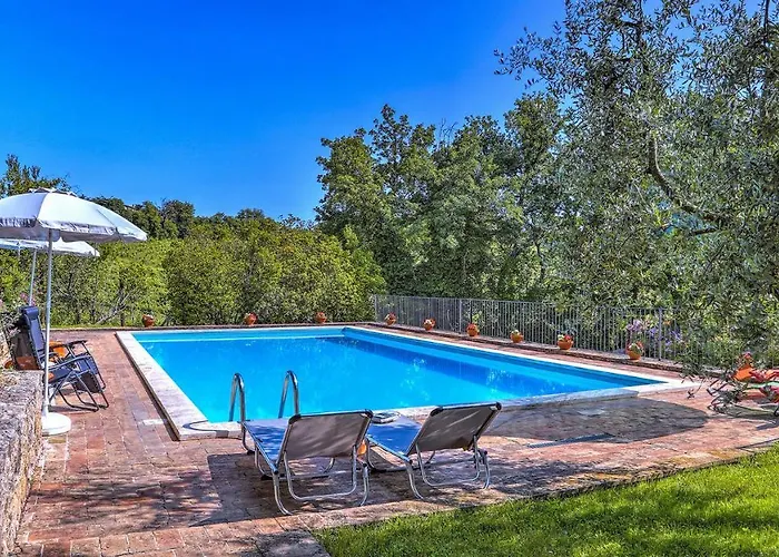 Poggio 6, Emma Baschi