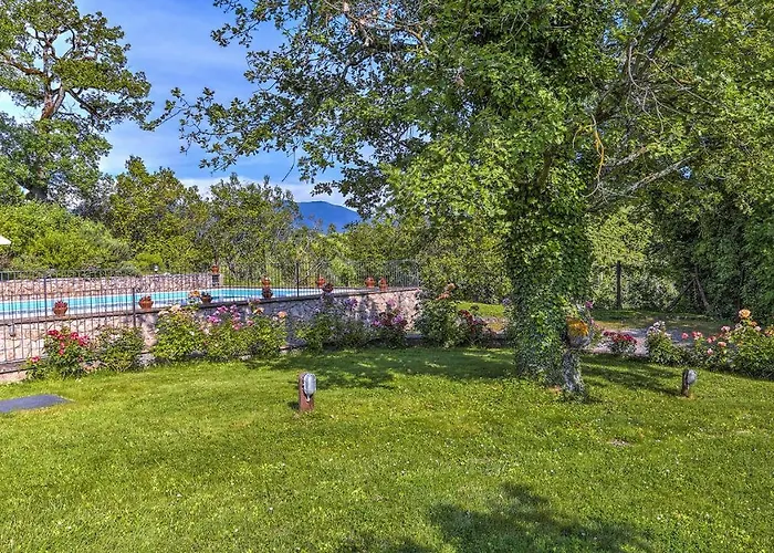 Poggio 6, Emma Villa *