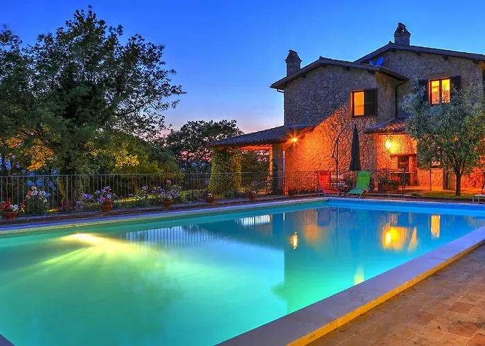 Villa Poggio 6, Emma Baschi